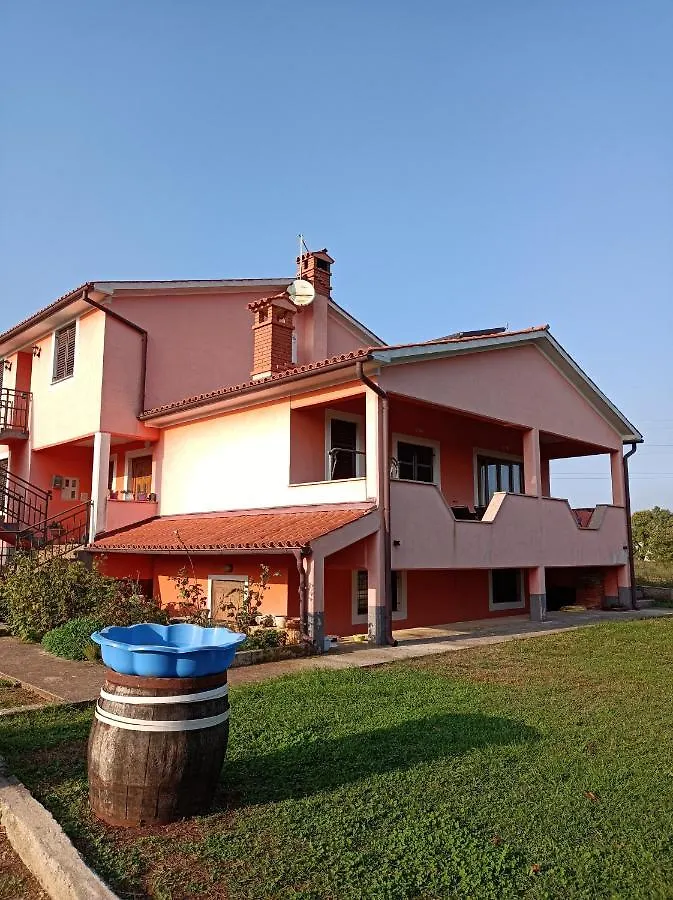 לאבין Apartman Biba דירה